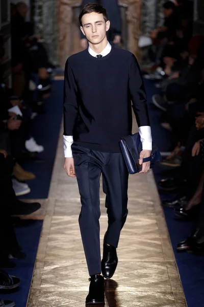 Look 37